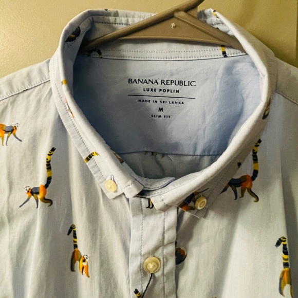 Banana Republic slim poplin with lemur print - Picture 2 of 3